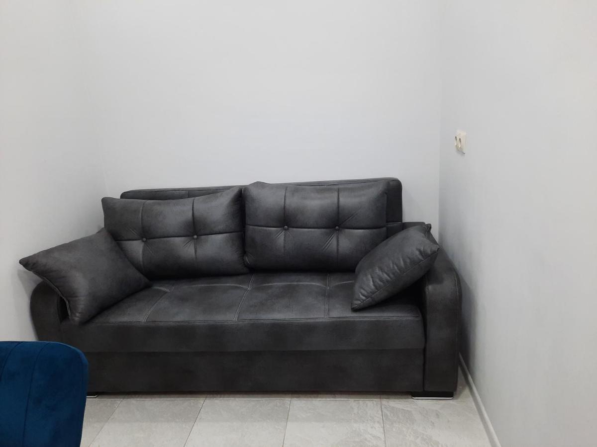 Apartment Desi With Sea View On The Beach In 바투미 외부 사진